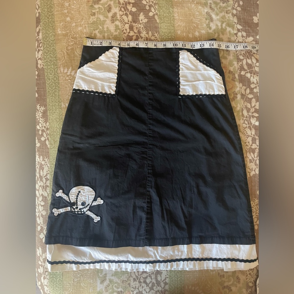 Super cute punk rock skirt.